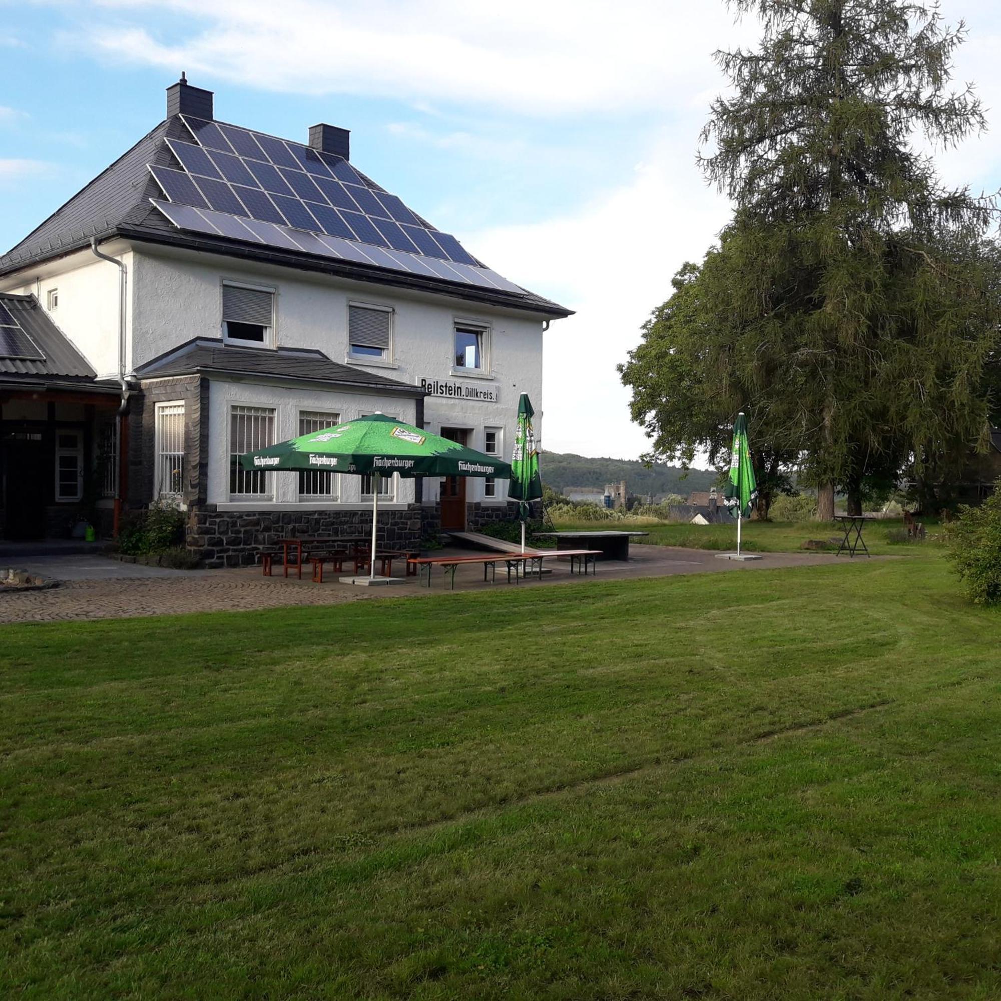 Kleines Bahnhofshotel Greifenstein Exterior photo